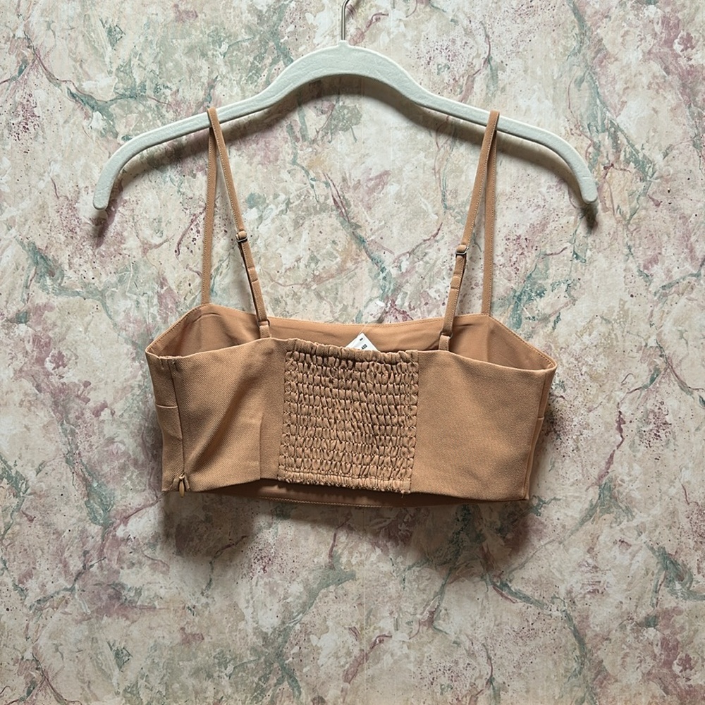 Cropped Top - Picture 2 of 4